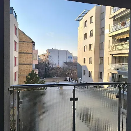 Stoja Apartment *